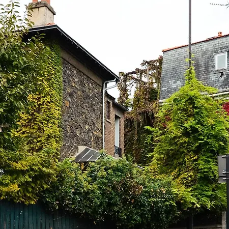 Vakantiehuis Maison De Triplex Metro Jardin 6pers Wifi Parijs
